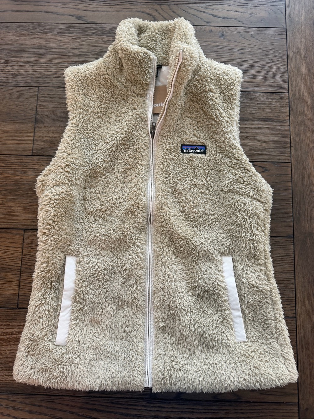 Patagonia Women’s Los Gatos High-Pile Fleece Vest Beige / Oatmeal Size M